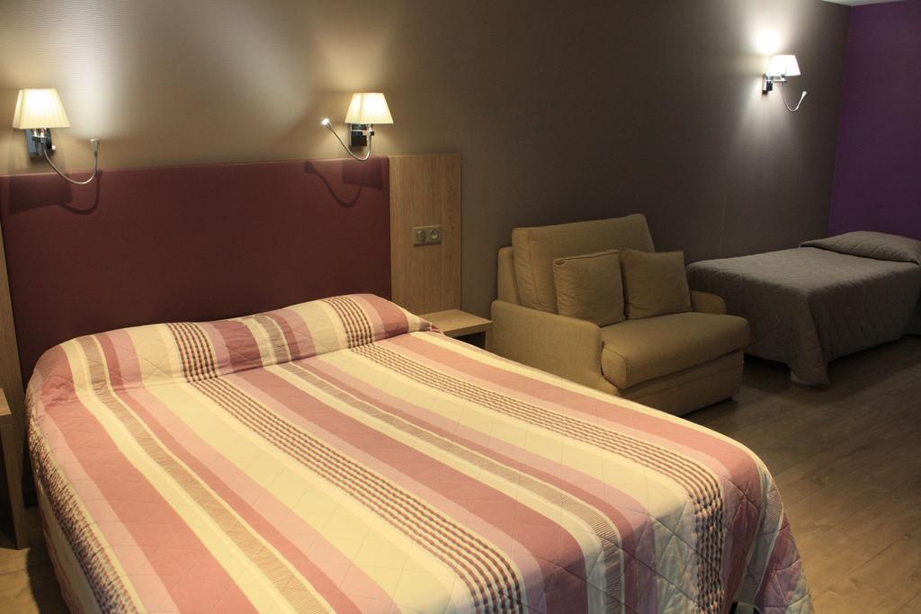 Hotel Restaurant Logis Hotellerie De Balajan Vic-la-Gardiole Eksteriør billede