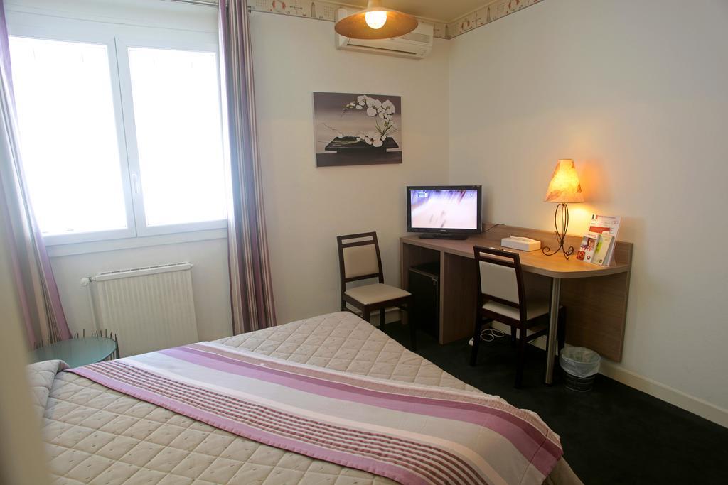 Hotel Restaurant Logis Hotellerie De Balajan Vic-la-Gardiole Eksteriør billede